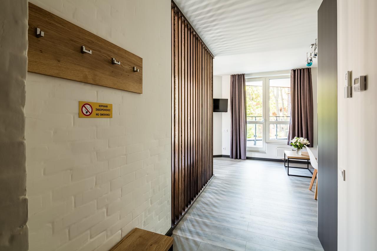 Central Park Apartments Lviv Buitenkant foto