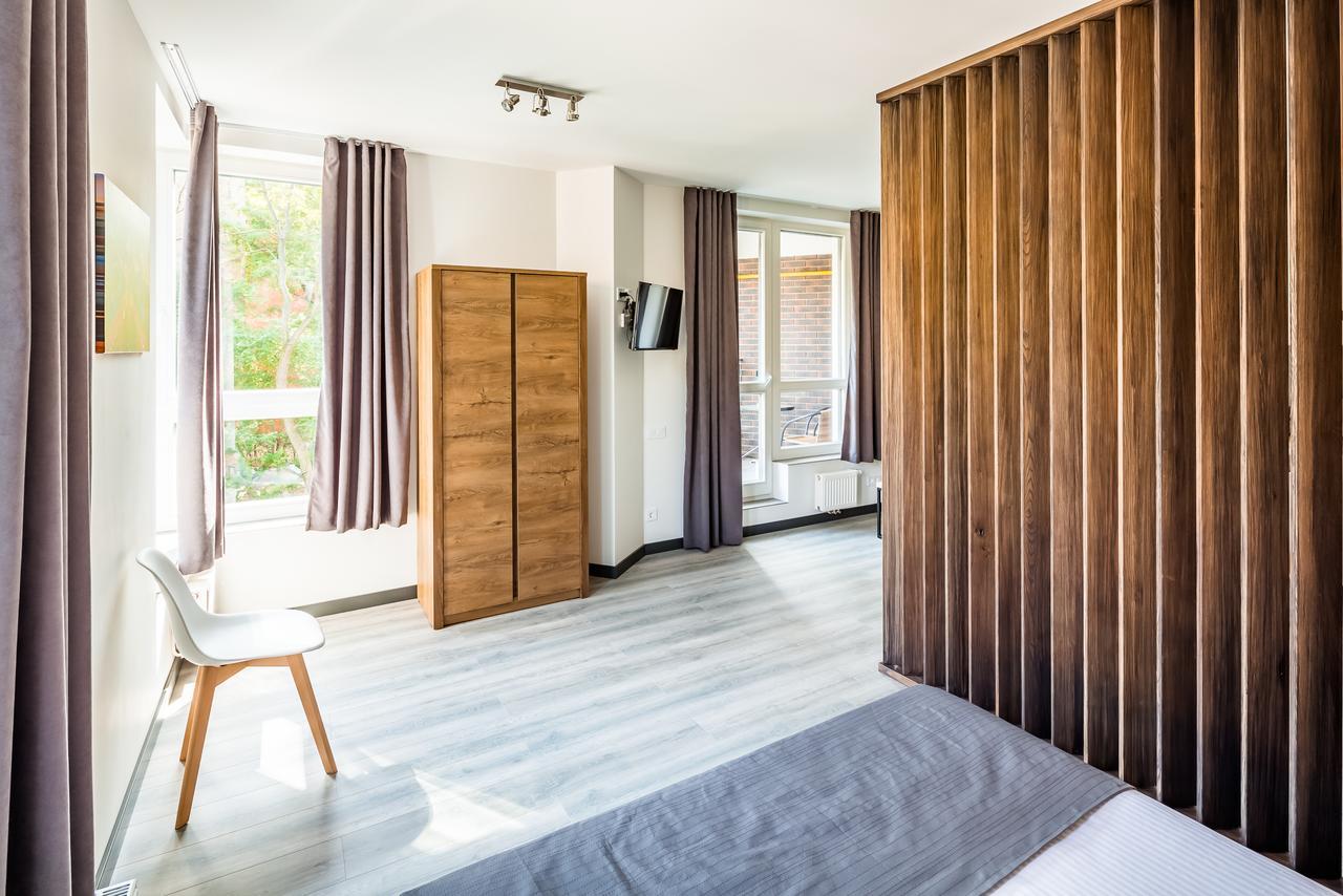 Central Park Apartments Lviv Buitenkant foto